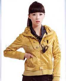 携手优质吊趟门 金属门与玻璃门的现代建筑建材之选